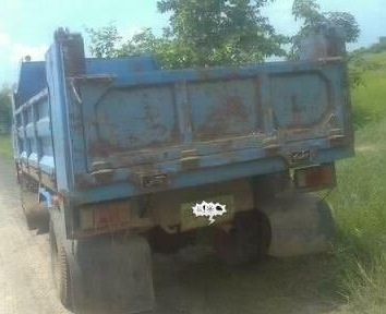 ISUZU NPR 125 HP 4HG1 หกล้อดั๊มพ์ กระบะดั๊มพ์เหล็ก 4 ตันความยาว 3.60 เมตรสภาพดี เครื่องแน่นแรงดี ภายในเก๋งคอนโซลสวยครบ ช่วงล่างใหญ่ติด F หน้าหลัง คัชซีไม่มีดาม ยาง 8.25 ขอบ 16 สภาพดี 70\% พร้อมบรรทุกพร้อมใช้งาน เอกสารทะเบียนครบพร้อม ราคาต่อรองได้ครับ ISUZU NPR 125 HP 4HG1 หกล้อดั๊มพ์ กระบะดั๊มพ์เหล็ก 4 ตันความยาว 3.60 เมตรสภาพดี เครื่องแน่นแรงดี ภายในเก๋งคอนโซลสวยครบ ช่วงล่างใหญ่ติด F หน้าหลัง คัชซีไม่มีดาม ยาง 8.25 ขอบ 16 สภาพดี 70\% พร้อมบรรทุกพร้อมใช้งาน เอกสารทะเบียนครบพร้อม ราคาต่อรองได้ครับ