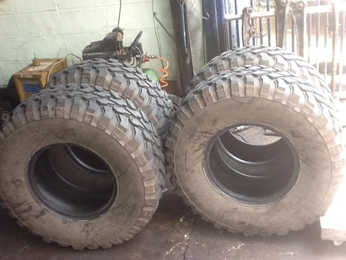 ขายยาง DUNLOP M/T 33x12.5 R15 ปี12 4 เส้น ราคา 18,000 บาท