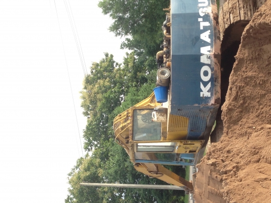 ขายถูกขายด่วน. PC 200-3 ขายถูกขายด่วน. PC 200-3