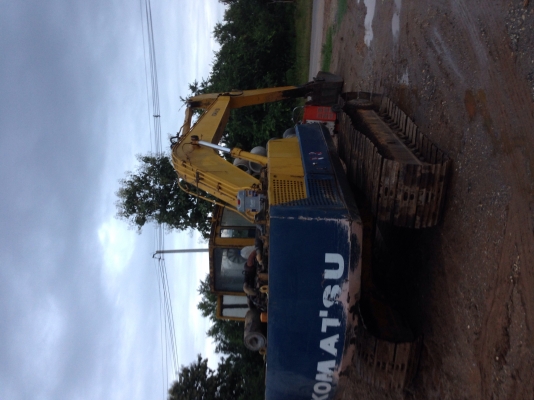 ขายถูกขายด่วน. PC 200-3 ขายถูกขายด่วน. PC 200-3