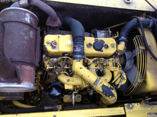 ขาย KOBELCO SK 100-3 ยูตานิแท้  (ซื้อเก่าญี่ปุ่นมาแค่ปีเดียว)สภาพเดิมสุดๆ สวยจัด สนใจติดต่อโดยตรง 081-4283210