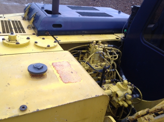 ขาย KOBELCO SK 100-3 ยูตานิแท้  (ซื้อเก่าญี่ปุ่นมาแค่ปีเดียว)สภาพเดิมสุดๆ สวยจัด สนใจติดต่อโดยตรง 081-4283210