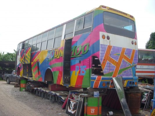 ขายตัวถังรถบัส(ยกแล้วครับ)