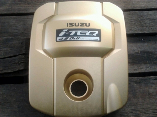 ขาย ฝาครอบเครื่อง D-MAX ตัวเก่า สภาพตามรูป ราคาต่อรองได้   ติดต่อ คุณพรเทพ โทร 084-4573458