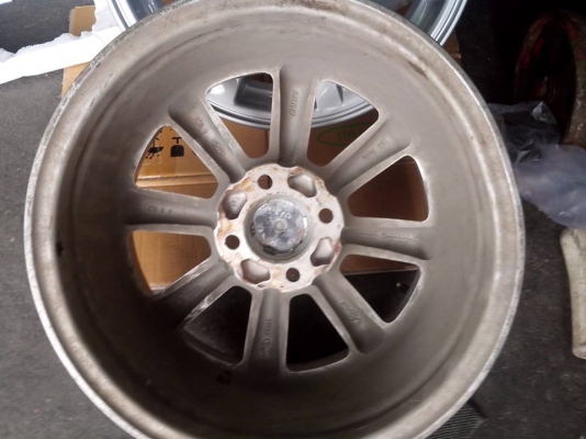 แม๊กกล้วย ของจีนแท้ๆ ขอบ15 สภาพสวยครับ ขาย 6,900 บาท