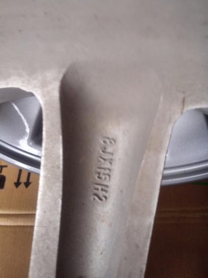 แม๊กกล้วย ของจีนแท้ๆ ขอบ15 สภาพสวยครับ ขาย 6,900 บาท