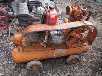 ขาย-เครื่องปั๊มลม MEIJI: NME 235A แบบใช้เครื่องยนต์ yanmar ดีเซล มือสองญี่ปุ่น ขาย-เครื่องปั๊มลม MEIJI: NME 235A แบบใช้เครื่องยนต์ yanmar ดีเซล มือสองญี่ปุ่น