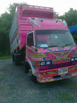 HinoKm 779 ชมพูบาดใจๆ ดั้มต่อใหม่