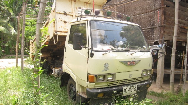 ขาย ดั้มพ์ KM 777 สภาพสวยทะเบียนพร้อมโอน มีไฟแนนซ์จัดให้