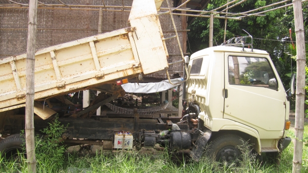 ขาย ดั้มพ์ KM 777 สภาพสวยทะเบียนพร้อมโอน มีไฟแนนซ์จัดให้