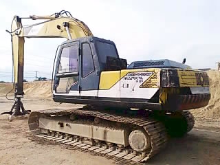 ขายรถแบคโฮ KOBELCO SK-220-T พร้อมมือขยุ้ม ปุ้งกี้พร้อม ไฟฟ้าครบ เอกสารอืมวอย รถสวยสนใจโทร
