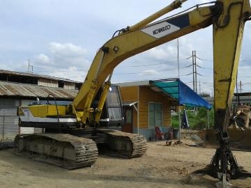 ขายรถแบคโฮ KOBELCO SK-220-T พร้อมมือขยุ้ม ปุ้งกี้พร้อม ไฟฟ้าครบ เอกสารอืมวอย รถสวยสนใจโทร