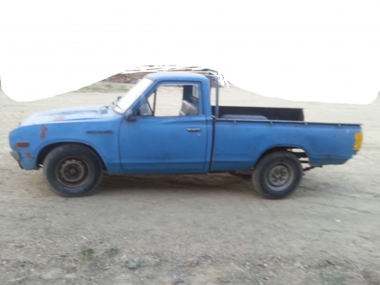 ขายรถกระบะ ดัสสัน 620 ช้างเหยียบ เกียร์คอ 4ขอ สีฟ้า