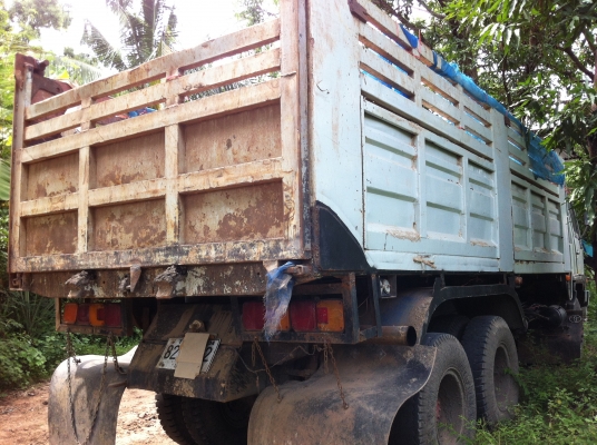 ขายรถ 10 ล้อ 2 เพลา ราคา.1350000 กระบะเหล็กดั้ม HINO FM3M เครื่องเดิม เกียร์เดิม กระจกไฟฟ้า รถสวย สนใจโทร