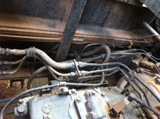 ขายรถ 10 ล้อ 2 เพลา ราคา.1350000 กระบะเหล็กดั้ม HINO FM3M เครื่องเดิม เกียร์เดิม กระจกไฟฟ้า รถสวย สนใจโทร