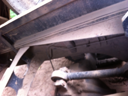 ขายรถ 10 ล้อ 2 เพลา ราคา.1350000 กระบะเหล็กดั้ม HINO FM3M เครื่องเดิม เกียร์เดิม กระจกไฟฟ้า รถสวย สนใจโทร