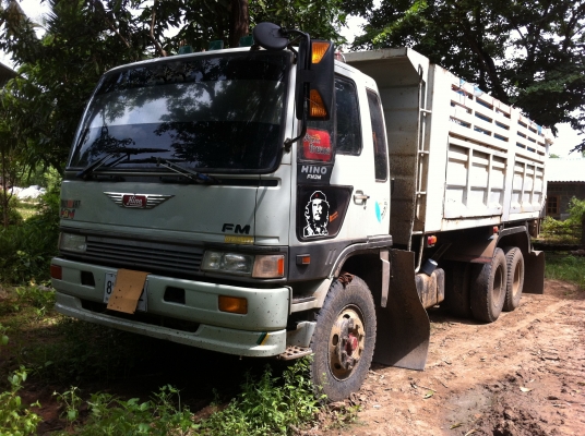 ขายรถ 10 ล้อ 2 เพลา ราคา.1350000 กระบะเหล็กดั้ม HINO FM3M เครื่องเดิม เกียร์เดิม กระจกไฟฟ้า รถสวย สนใจโทร