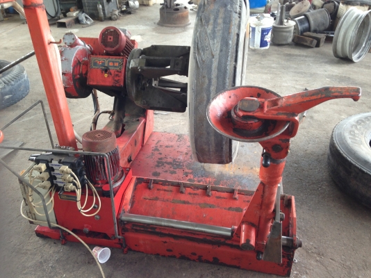 ขายเครื่องถอดยางรถบรรทุก