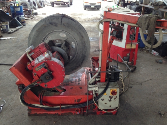 ขายเครื่องถอดยางรถบรรทุก