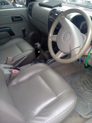 ขาย isuzu ปี05มือเดียวป้ายแดง 333000