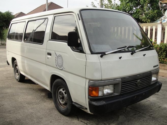........ขาย รถตู้หลวง สภาพสวยเดิมๆ ไม่มีผุเลย ภายในเดิมๆแอร์เย็น.ปี94..............