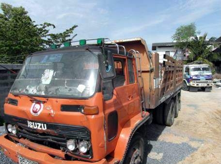 ขายรถบรรทุก ISUZU 10 ล้อ หัวจัมโบ้