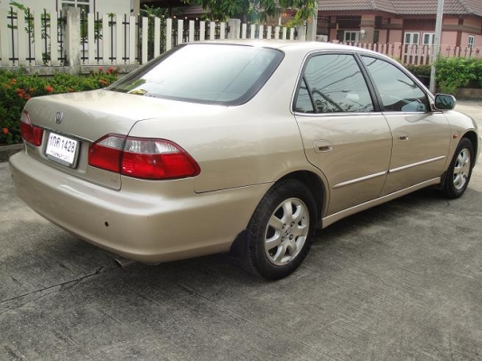 ........ ขาย HONDA แอคคอร์ด EXi 2.2 ออโต้วีเทค ตัวท๊อปเบาะหนังแท้ปี 2001......... ........ ขาย HONDA แอคคอร์ด EXi 2.2 ออโต้วีเทค ตัวท๊อปเบาะหนังแท้ปี 2001.........