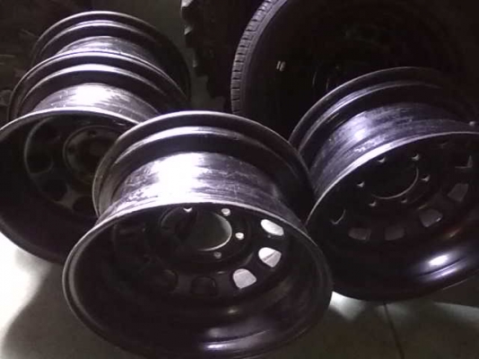 แผงแอ  ให้ท้องรถยน  หรือไปแปลงใส่ได้