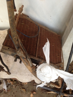 แผงแอ  ให้ท้องรถยน  หรือไปแปลงใส่ได้