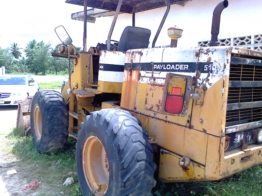 รถตัก510สภาพสวย เครื่องดี เอวดี ซีเรียล12xxx.... รถตัก510สภาพสวย เครื่องดี เอวดี ซีเรียล12xxx....