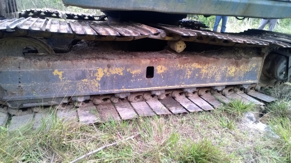 รถขุด100-3 ปั้มต้องเช็คหน่อย ฝาครอบเครื่องมี เครื่องดีแน่น 4สุบมิตรซูฯเทอร์โบ....