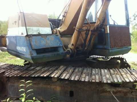 รถขุด100-3 ปั้มต้องเช็คหน่อย ฝาครอบเครื่องมี เครื่องดีแน่น 4สุบมิตรซูฯเทอร์โบ....