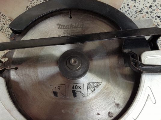 ขายเลื่อยไฟฟ้า ยี่ห้อ Maktec รุ่น MT580