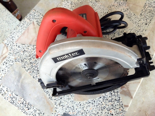 ขายเลื่อยไฟฟ้า ยี่ห้อ Maktec รุ่น MT580
