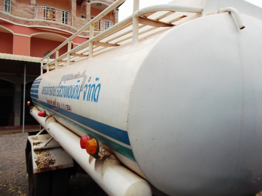 ขายด่วนรถ6ล้อNPR59PU5Mบรรทุกนํ้ามันรถห้างแท้ปี39