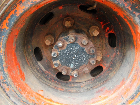 ขายด่วนรถ6ล้อNPR59PU5Mบรรทุกนํ้ามันรถห้างแท้ปี39