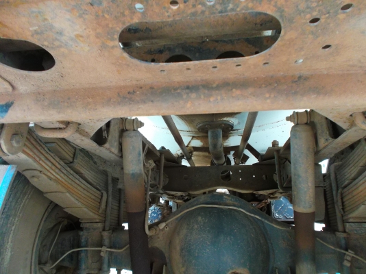 ขายด่วนรถ6ล้อNPR59PU5Mบรรทุกนํ้ามันรถห้างแท้ปี39