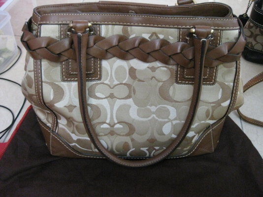 กระเป๋าสะพายCOACH ของแท้