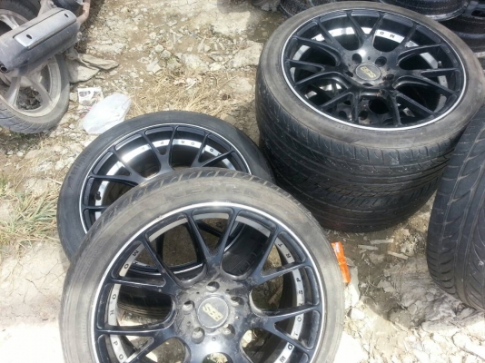 แม็ก BBS  ขอบ 18  พร้อมยาง 235 40 18  ปี 11