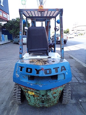 ขายรถยกโตโยต้า 2 ตัน เครื่องเบนซิน กระบอกคู่ เสาต่ำ เสาสูง 4 เมตร ยางตันใหม่ พวงมาลัยเพาเว่อร์ สีเดิมจากนอก นำเข้าจากญี่ปุ่น ใช้งานได้ทันที ขายรถยกโตโยต้า 2 ตัน เครื่องเบนซิน กระบอกคู่ เสาต่ำ เสาสูง 4 เมตร ยางตันใหม่ พวงมาลัยเพาเว่อร์ สีเดิมจากนอก นำเข้าจากญี่ปุ่น ใช้งานได้ทันที