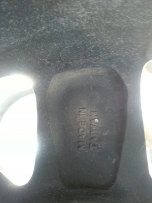 แม็กอิตาลี  4รู100  พร้อมยาง 185 55 15  ปี 11   1 ชุด