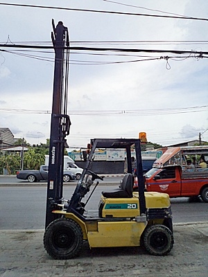 ขายรถยกโคมัสสึ 2 ตัน รุ่น11 เครื่องเบนซิน กระบอกคู่ เสาสูง 4 เมตร พวงมาลัยเพาเว่อร์ สีเดิมจากนอก นำเข้าจากญี่ปุ่น ใช้งานได้ทันที ขายรถยกโคมัสสึ 2 ตัน รุ่น11 เครื่องเบนซิน กระบอกคู่ เสาสูง 4 เมตร พวงมาลัยเพาเว่อร์ สีเดิมจากนอก นำเข้าจากญี่ปุ่น ใช้งานได้ทันที