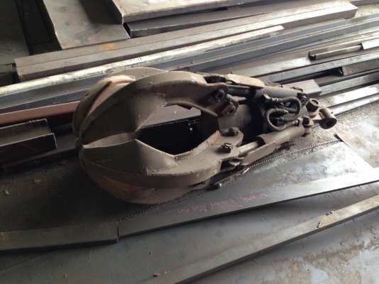 ขาย กลีบบัวคีบเหล็ก