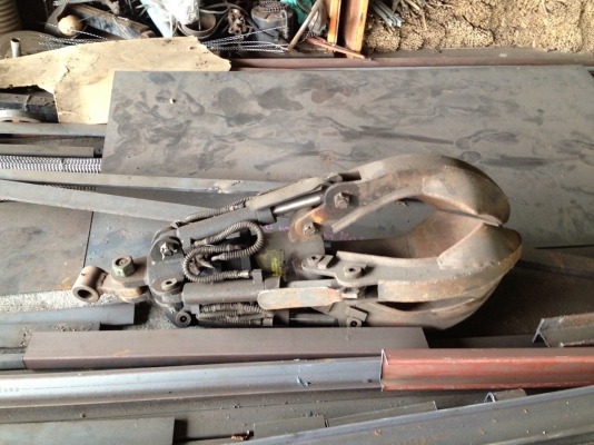 ขาย กลีบบัวคีบเหล็ก ขาย กลีบบัวคีบเหล็ก