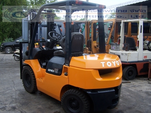 ขายรถ โฟล์คลิฟท์ TOYOTA รุ่น 7-FD25