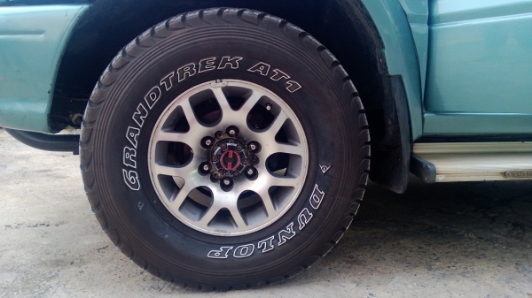 ขายรถที่บ้านพร้อมใช้ด่วนปี 99 เครื่องช่วงล่างดีคัทซีสวย สีเดิมบางทั้งคัน ฟูลอ๊อฟชั่นไฟฟ้าทั้งคัน สวยทั้งภายในและนอก แบ่งกันไปใช้คับ ขายรถที่บ้านพร้อมใช้ด่วนปี 99 เครื่องช่วงล่างดีคัทซีสวย สีเดิมบางทั้งคัน ฟูลอ๊อฟชั่นไฟฟ้าทั้งคัน สวยทั้งภายในและนอก แบ่งกันไปใช้คับ