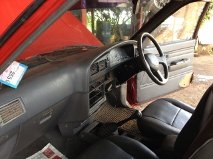 toyota hilux c-cab 2500cc p/w