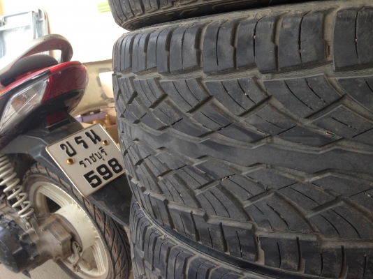 ขาบยางขอบ22ครับ ยางปี2010ครับขายแล้วครับ จัดส่งให้คุณนงนุช ที่พังงาครับ