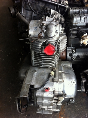 ขายเครื่อง3ตัว3รุ่น (clubman 250+400 estrella 250) สภาพดีเช็คชุดบนให้แล้วไม่มีสึก