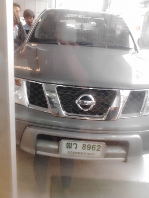 ขายดาวน์ nissan Navara
